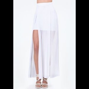 Bebe Women's White Pleated Slit Maxi Skirt 2